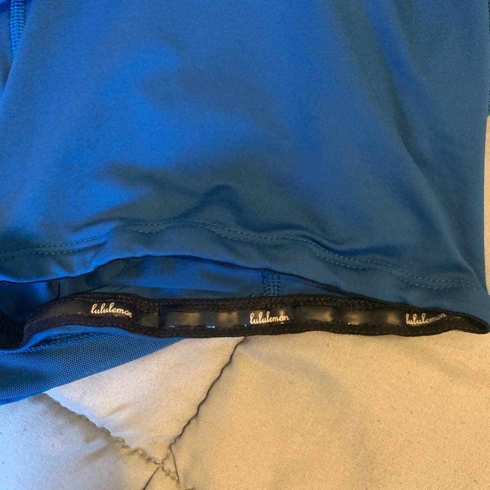 Lululemon skort - Picture 4 of 5